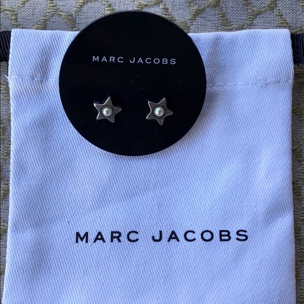 🐣🆕NWT Marc Jacobs Pearl Star Studs
